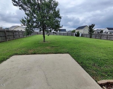 5036 Yorkchester Drive - Photo Thumbnail 4