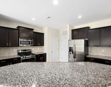 1037 Spacious Skies Lane - Photo Thumbnail 9