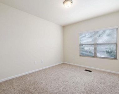 1037 Spacious Skies Lane - Photo Thumbnail 13