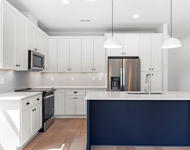 845 Athens Drive - Photo Thumbnail 7