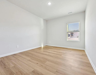 744 Red River Drive - Photo Thumbnail 14