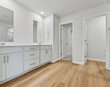744 Red River Drive - Photo Thumbnail 25