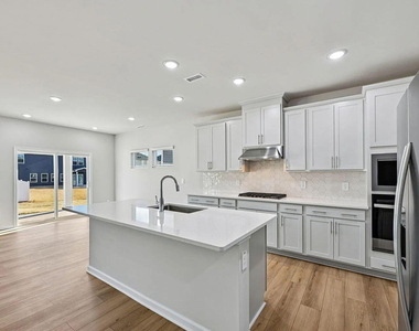744 Red River Drive - Photo Thumbnail 7