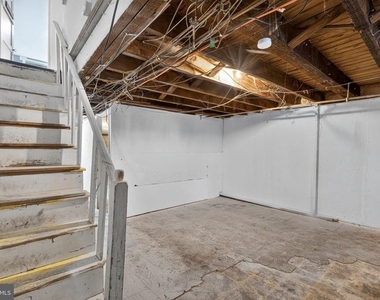 331 W 21st Street - Photo Thumbnail 22