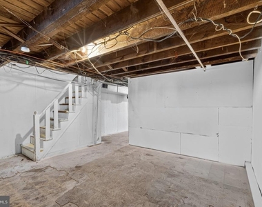 331 W 21st Street - Photo Thumbnail 23
