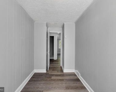 243 W 22nd Street - Photo Thumbnail 22