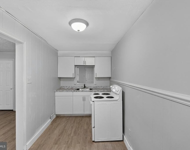 243 W 22nd Street - Photo Thumbnail 8