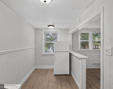 243 W 22nd Street - Photo Thumbnail 10