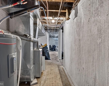 243 W 22nd Street - Photo Thumbnail 25