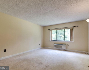 700 Avondale Road - Photo Thumbnail 13