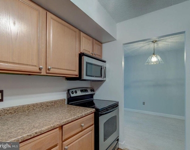 700 Avondale Road - Photo Thumbnail 11