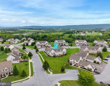 1955 Preserve Lane - Photo Thumbnail 5