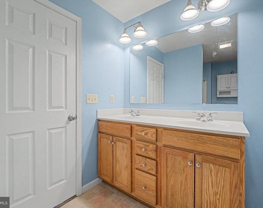 1955 Preserve Lane - Photo Thumbnail 8