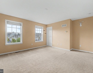 1955 Preserve Lane - Photo Thumbnail 18