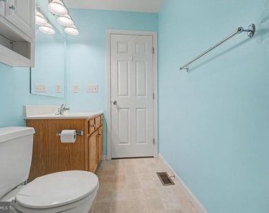 1955 Preserve Lane - Photo Thumbnail 15