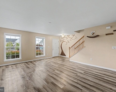 1955 Preserve Lane - Photo Thumbnail 32