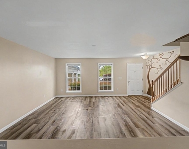 1955 Preserve Lane - Photo Thumbnail 33