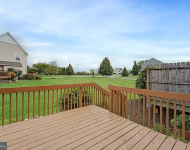 1955 Preserve Lane - Photo Thumbnail 7