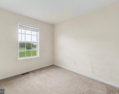 1955 Preserve Lane - Photo Thumbnail 12