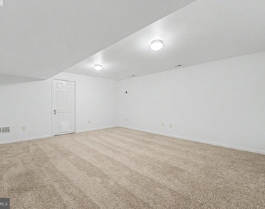 1955 Preserve Lane - Photo Thumbnail 22
