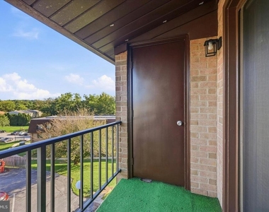 1424 Valley Drive - Photo Thumbnail 14