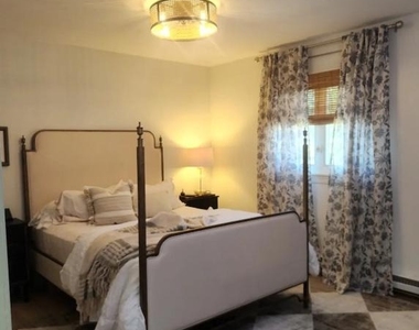 1 South Seas Court - Photo Thumbnail 10