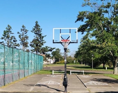 1 South Seas Court - Photo Thumbnail 14