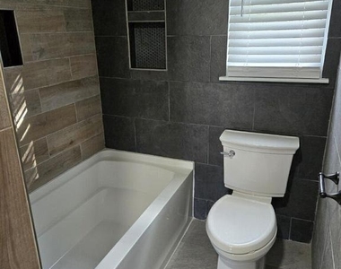 46 Carl Sandburg Road - Photo Thumbnail 10