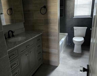 46 Carl Sandburg Road - Photo Thumbnail 9