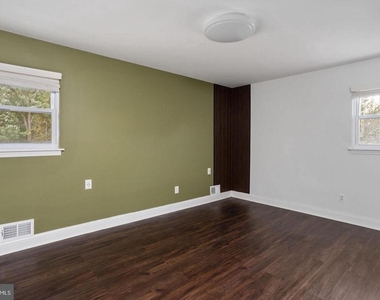 46 Carl Sandburg Road - Photo Thumbnail 14