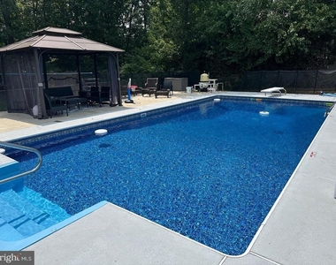 46 Carl Sandburg Road - Photo Thumbnail 25