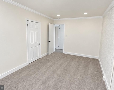 219 Wood Street - Photo Thumbnail 10
