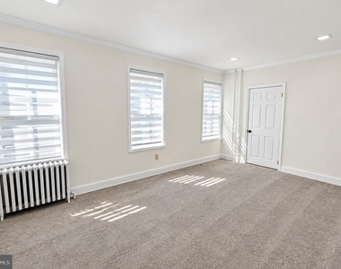 219 Wood Street - Photo Thumbnail 6