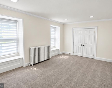 219 Wood Street - Photo Thumbnail 7