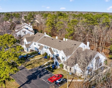 2701 Canyon Ct - Photo Thumbnail 15