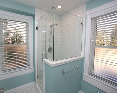 412 W Ocean Heights Avenue - Photo Thumbnail 11