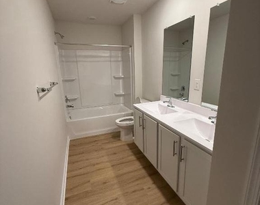 212 Daytona Road - Photo Thumbnail 11