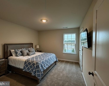 212 Daytona Road - Photo Thumbnail 10
