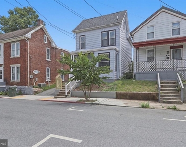 20 Summer Street - Photo Thumbnail 2