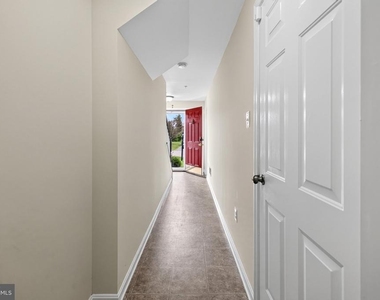 10382 Lantern Lane - Photo Thumbnail 22