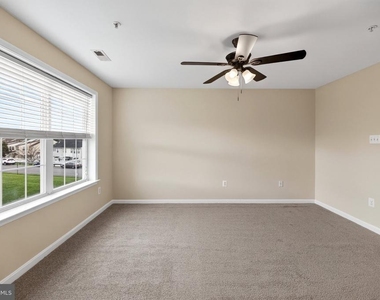 10382 Lantern Lane - Photo Thumbnail 17