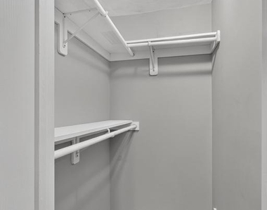 2071 Alice Avenue - Photo Thumbnail 18