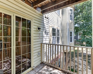 2071 Alice Avenue - Photo Thumbnail 8