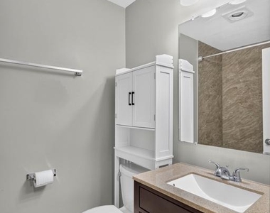 2071 Alice Avenue - Photo Thumbnail 12