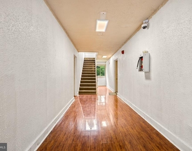 3009 Southern Avenue Se - Photo Thumbnail 5