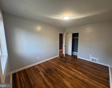 3525 Manor Wood Drive - Photo Thumbnail 17