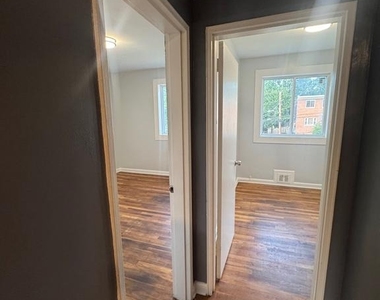 3525 Manor Wood Drive - Photo Thumbnail 15