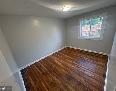3525 Manor Wood Drive - Photo Thumbnail 16