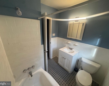3525 Manor Wood Drive - Photo Thumbnail 14