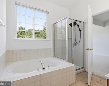 5602 Hartfield Avenue - Photo Thumbnail 12